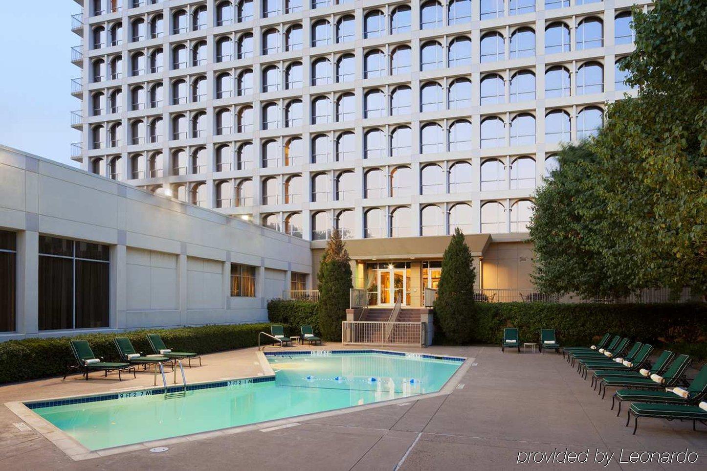 Doubletree By Hilton Dallas Market Center Einrichtungen foto